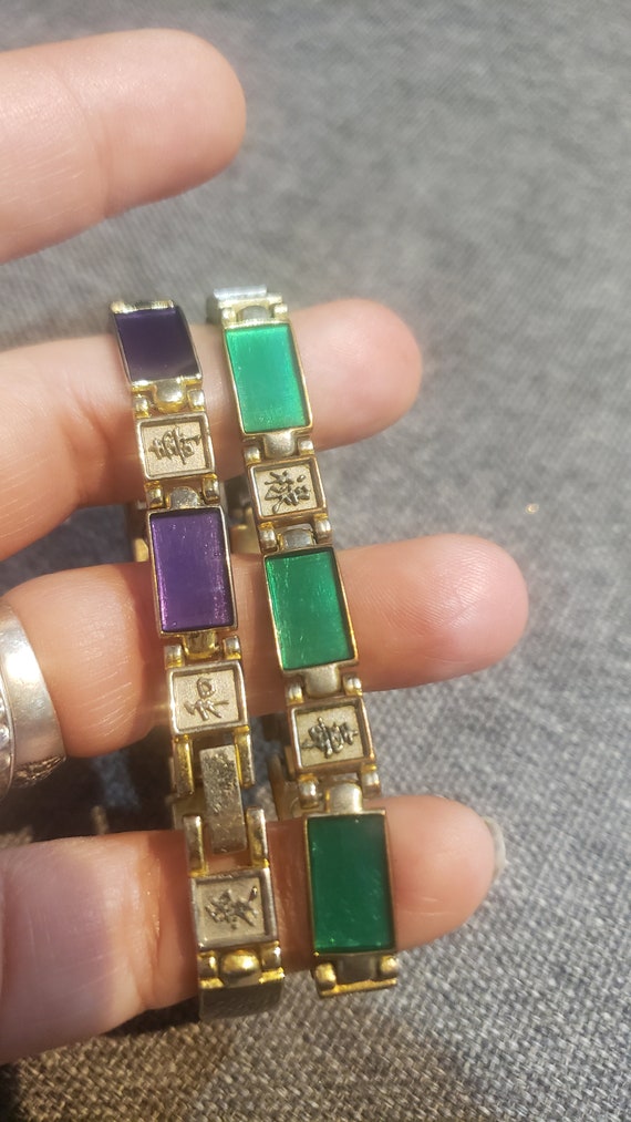 Vintage Asian style magnetic Gold Tone & Enamel Br