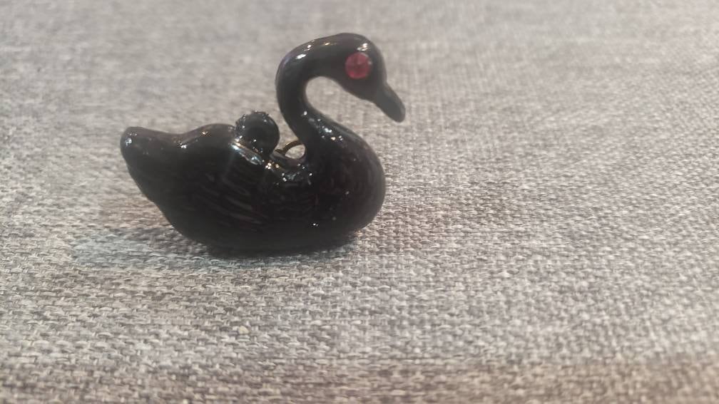 Plastico hecho a mano negro cisne rojo Swarovski Cristal y metal Anillo ajustable Etsy Espana