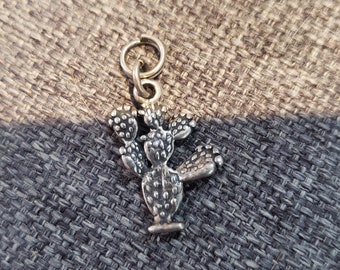 Sterling Silver Prickly pear cactus charm/pendant