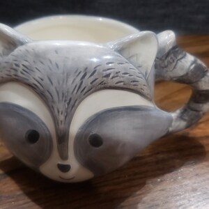 Sure la Table racoon small kids ceramic mug image 1