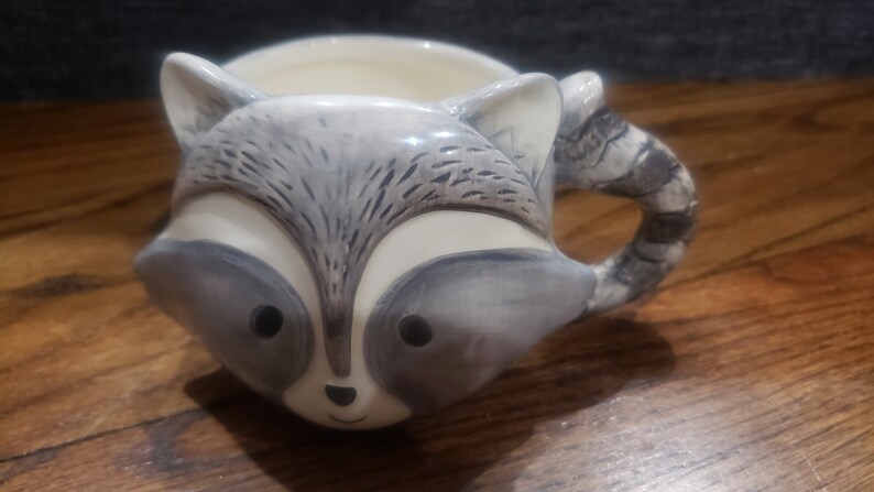 Sure la Table racoon small kids ceramic mug image 1