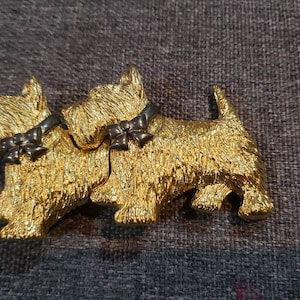 Vintage Gold Scottish dogs metal belt buckle