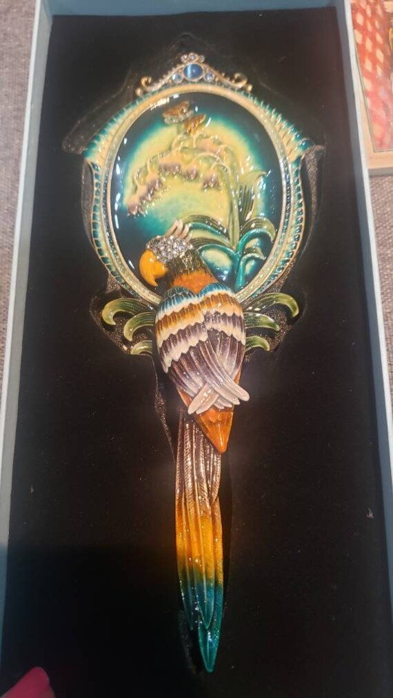 Vintage Art Nouveau Style Mandalay Austrian Crystal and  display picture 1