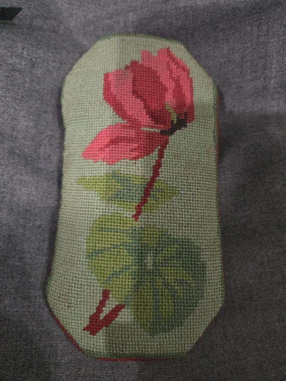Vintage floral needlepoint glasses case