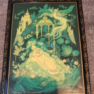 Vintage Russian Pushkin Fairy Tale print wood lacquer box