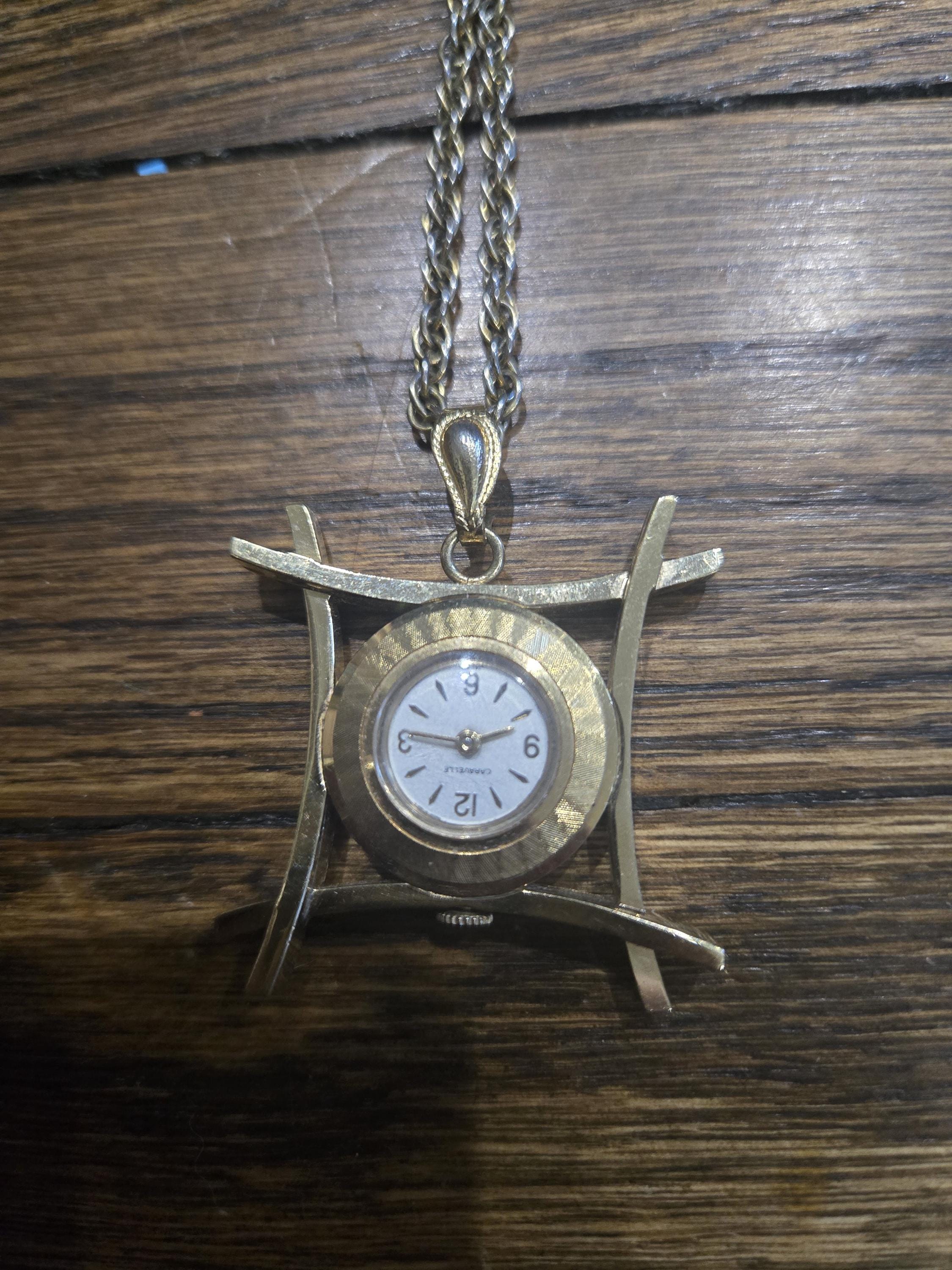 Vintage 1970s Caravelle Wind-up Pendant Watch - 7 Jewels - Etsy display picture 2