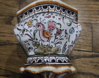 Lot of handpainted multicolor porcelain small wall vase and salt and pepper shakers Made in Portugal
