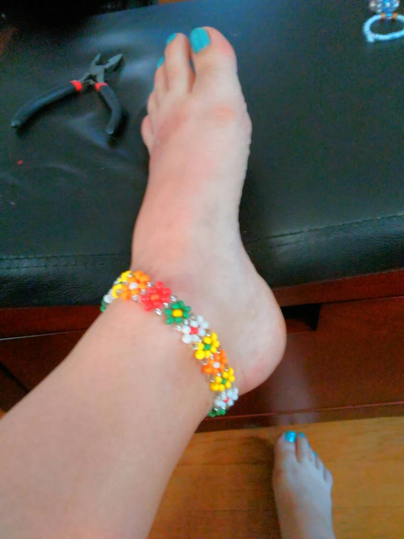 Handmade Colorful beaded flowers Anklet
