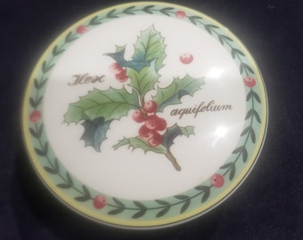 Villeroy & Boch French Garden Christmas covered trinket box/ candy dish. GERMANY