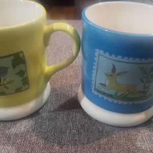 Vintage 2 Anthropologie BISCUIT Stamp Mugs 3.75&quot; Tall  Grenouille Alouette