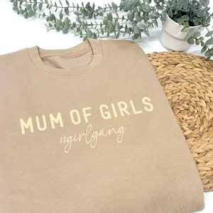 女の子のママ スウェットシャツ #girlgang - ママ ジャンパー、ママへのギフト、母の日、ママへのギフト、面白いママへのギフト、スローガン スウェットシャツ、ママ、セーター