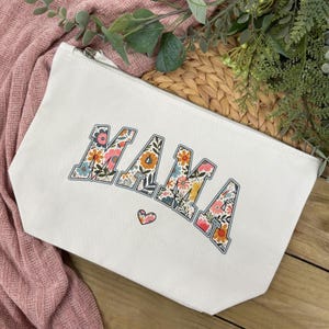 Floral MAMA Canvas Pouch - Mum Bag, Mum, Make-Up Bag, Toiletry Bag, Zip Pouch, Mum Storage Travel Bag, Varisty, Gift For Her, Gift For Mum