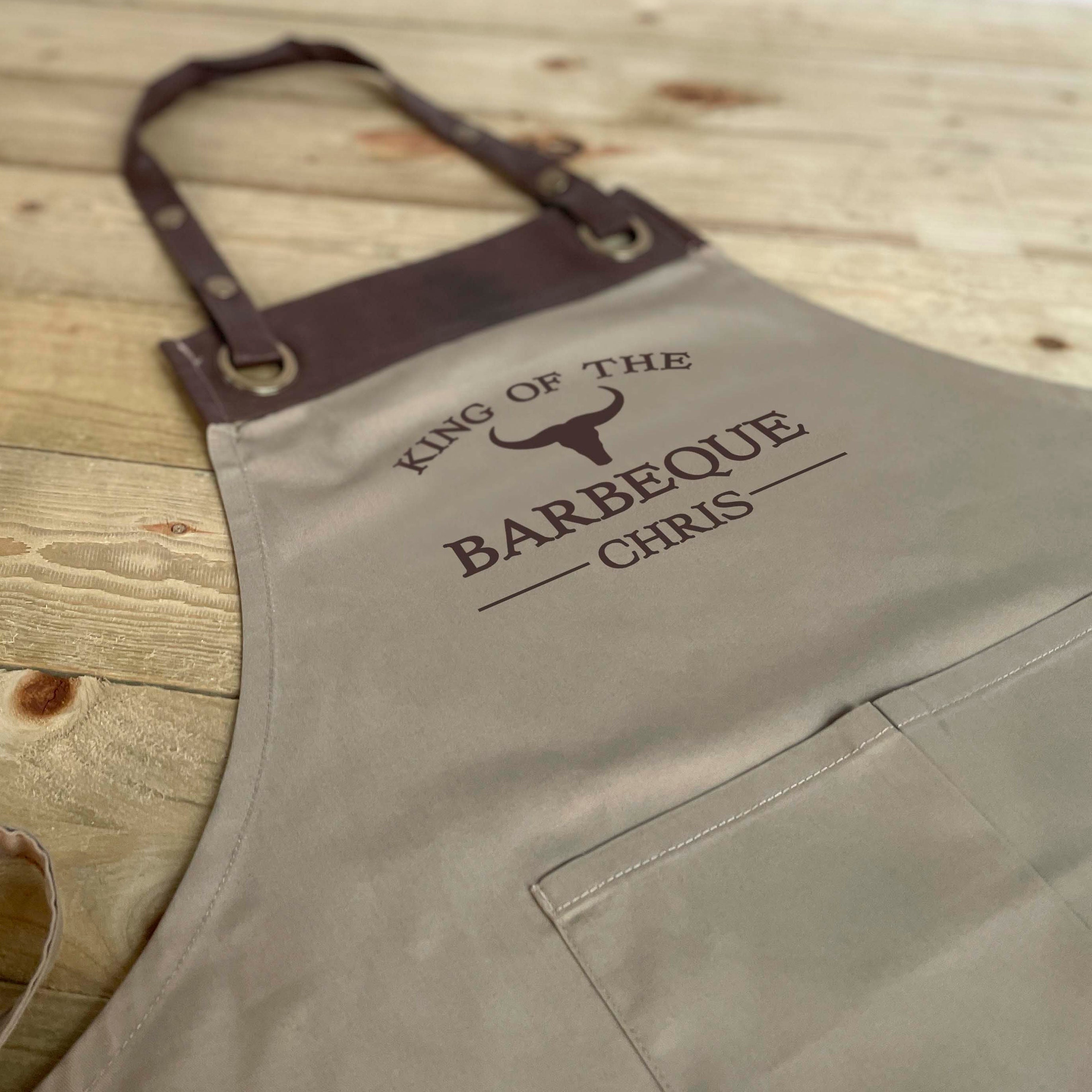 PERSONALISED BBQ APRON - Personalised Barbeque Apron - Faux Leather Butchers Style Apron - Grilling Apron - Mens Apron - Dad gift - Bull