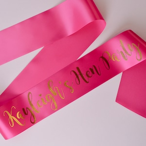 Faixa personalizada para despedida de solteira - Linha Team Bride Hen Party - Outras faixas correspondentes disponíveis - Faixa rosa e dourada para despedida de solteira