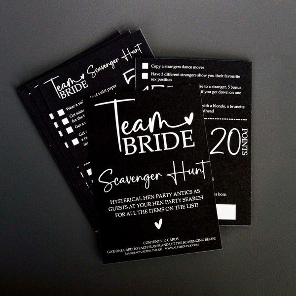 Team Bride SCAVENGER HUNT GAME - Hen Party Game - Hen Night Accessories - Hen Party Bag Filler - Bride to Be Gift - Black Team Bride