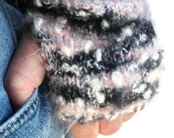 Handknitted fingerless gloves with fluffy yarn in pink, grey and white. Handmade wrist warmers, knitted mittens, PerElle arm warmer, hipster