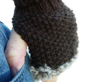 Brown handknitted wrist warmers with faux fur, handcrafted fingerless gloves, dark brown handgloves, knitted brown mittens, handmade glove