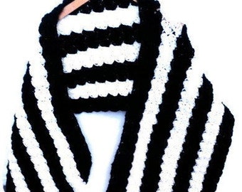 Crocheted shawl with black and off-white stripes. Handcrocheted wrap, chunky scarf, trendy stole, fantasy pattern, vegan accessory, Per Elle