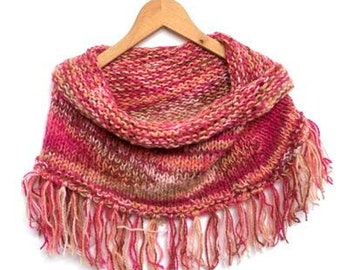 Tube shawl with fringes. Handmade cowl with pink mixed yarn, hand knitted neckwarmer, loop scarf, trendy fringed cowl, Per Elle knitwear