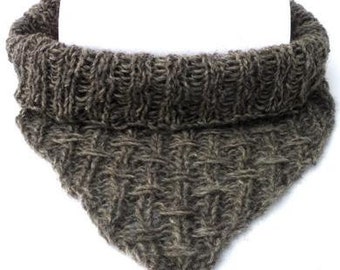 Knitted taupe bandana tube shawl. Handmade wool circle scarf, hand knitted with pure wool, neck warmer, loop scarf, tunnel shawl, knitwear