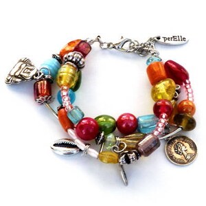 Multicolour bracelet with 3 strands beads and charms. Handcrafted wristlet with glass beads in pink, orange, yellow, turquoise, red, green zdjęcie 8