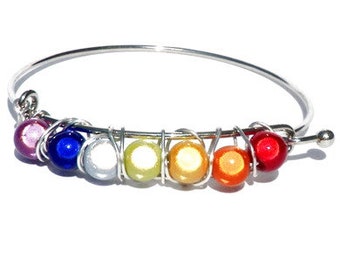 Chakra bracelet, silver-colored metal wristlet with miracle beads. Handmade wristband, bracelet 7 chakra colors, yoga jewelry, meditation