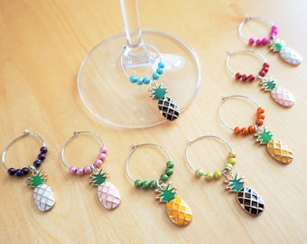 Godagoda Mixed Colorful Animal Glass Wine Charms Markers Tag Pendant Set with Box Pack of 6pcs