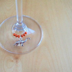 Set of 8 decorative wine glass identifiers, dinosaur charm tyrannosaurus, brachiosaurus. Glass markers, metal ring, wine accessory, t-rex image 2