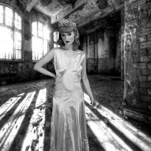 vintage des années 1940 Blanc Sexy Robe de Soirée Blanc Satin, Robe de Mariée Pleine Longueur Taille S