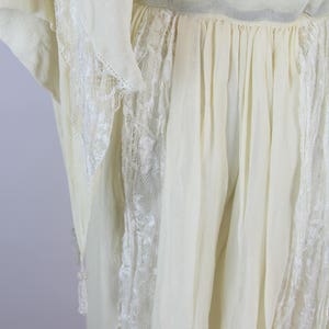 Vintage 1920s Lace Panels Dress Pure Silk White Party Wedding Dress with Flowers, Size S XS Wearable Great Condition image 7