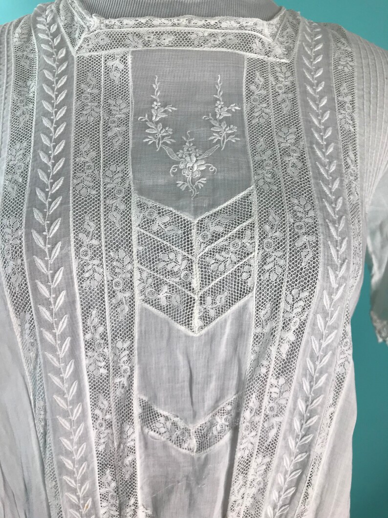 Vintage 1920s Dress Embroidered White Cotton with Valenciennes lace Size XS Junior image 3