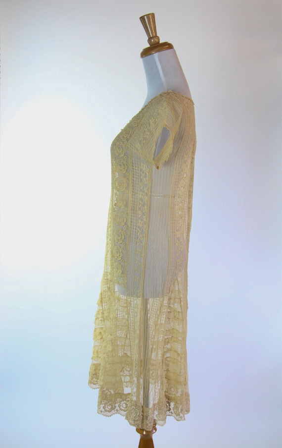 Vintage 1920s Dress Beige Flower Lace Filet Croch… - image 6