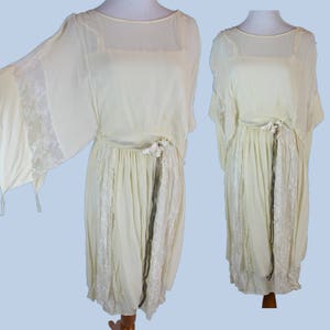 Vintage 1920s Lace Panels Dress Pure Silk White Party Wedding Dress with Flowers, Size S XS Wearable Great Condition image 1