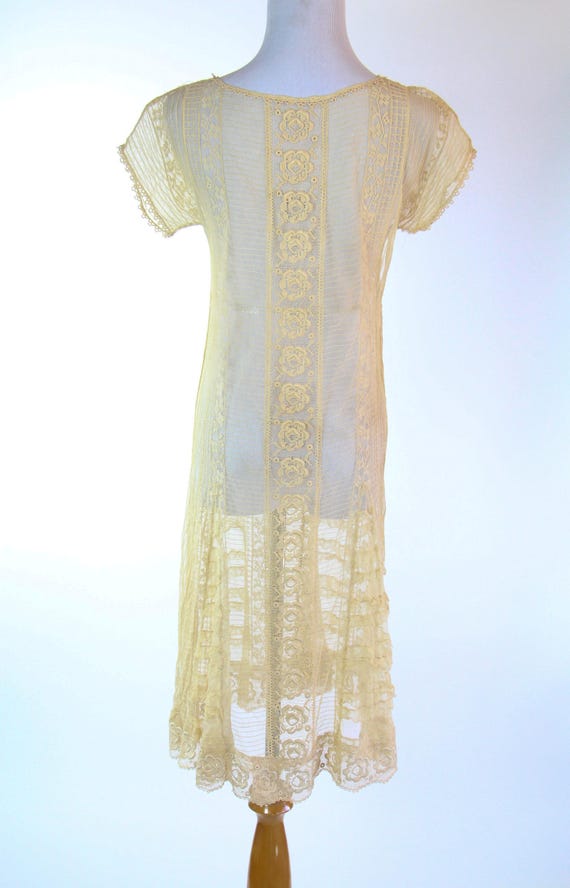 Vintage 1920s Dress Beige Flower Lace Filet Croch… - image 7