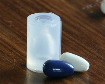 Un molde de silicona transparente para joyería DIY, una lágrima de 8/15 mm