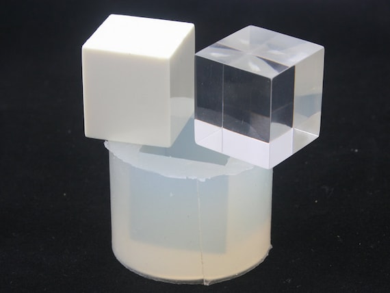 A transparent silicone mold for jewellery DIY a cube mold of 17 mm 1 piece