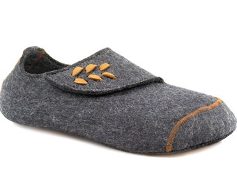 Merino Wool Moccasins in Charcoal - Gray Zen Moccasin Slippers - Minimalist Slippers - Adult Softstar "Zen Moccasin" Style