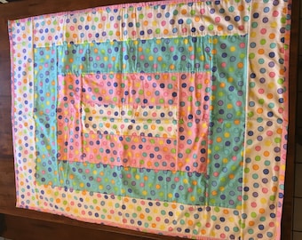 Polk-a-dot baby/toddler quilt