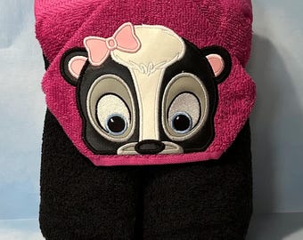 Skunk Embroidered Hooded Towel - Bath, Beach, Pool