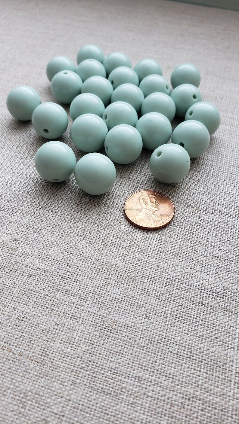 Mint Gumball Beads, QTY 25, 15mm, Large Round Acrylic Beads, Chunky