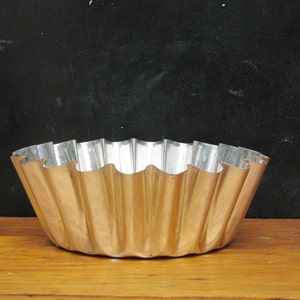 Large Unused Vintage Metal Mold - Baking Tins - Made in USSR