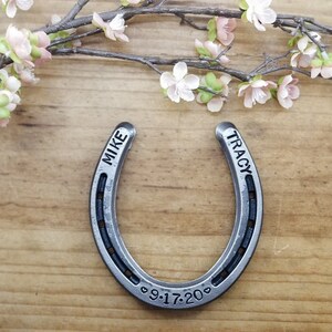 Customized Anniversary Horseshoe, Wedding Horseshoe Gift, Steel Gift For Wife, Gift for the Couple