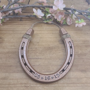 Engraved Copper Anniversary Gift, 7th Anniversary Gift, Gift for the Couple, Customized Horseshoe