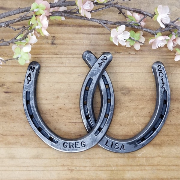 Personalized Intertwined Horseshoe Wall Hanging, Anniversary Gift, For Horse Lovers