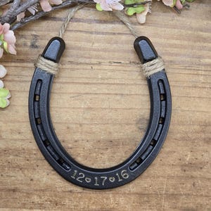Personalized Bronze Anniversary Gift, 8th Anniversary Gift for the Couple, Bronze Horseshoe