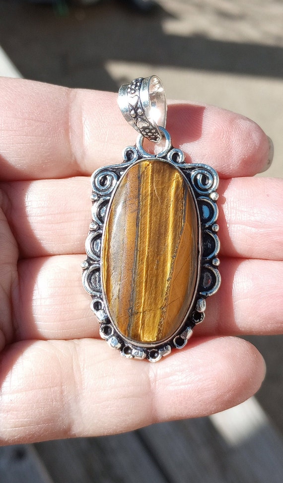 Large tiger eye pendant best sale