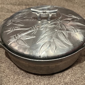 Everlast Forged Aluminum Casserole Dish with Lid and Companion Pyrex Casserole Dish with Lid