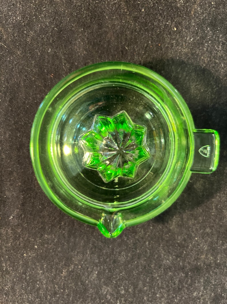 Rare Green Vaseline Depression Glass Lemon Orange Squeezer Juicer