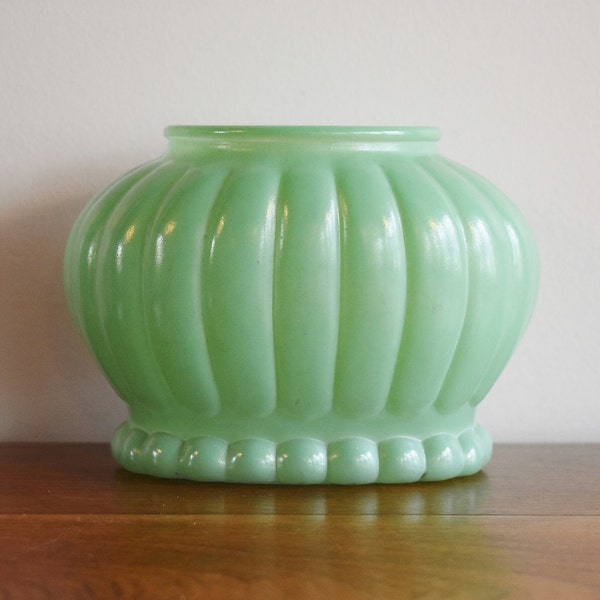 Art Deco Green and Clear Glass Lamp Shade, Jadeite Green Mint Green Ribbed 3 3/4" Fitter Glass Light Shade, Globe Ceiling Shade, Oil Lamp