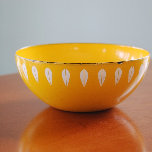 Cathrineholm Enamelware Lotus Bowl, Yellow Mini Lotus, Bright Yellow, 5.5 Inch, Scandinavian Design, Danish Modern, Mid Century